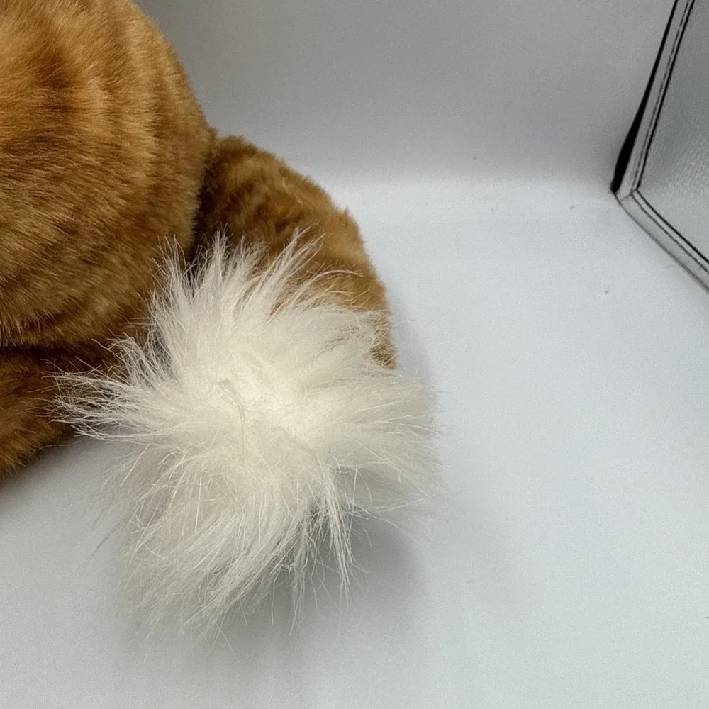 Dan Dee Realistic Plush Cat With Whiskers Green Eyes